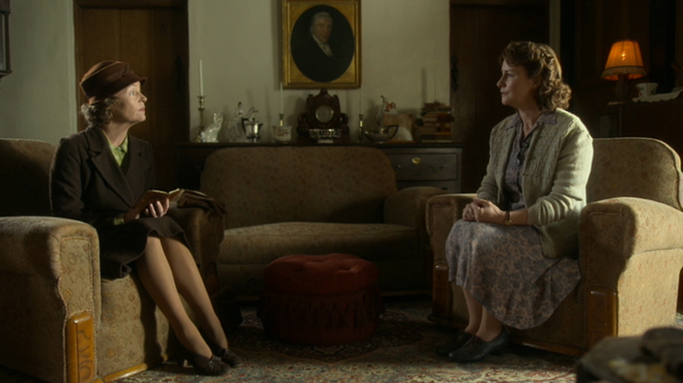 Land Girls Trailer image