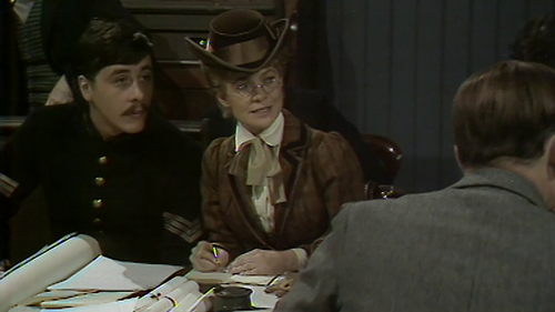 The Rivals of Sherlock Holmes - Mysterious Death on the Underground Railway